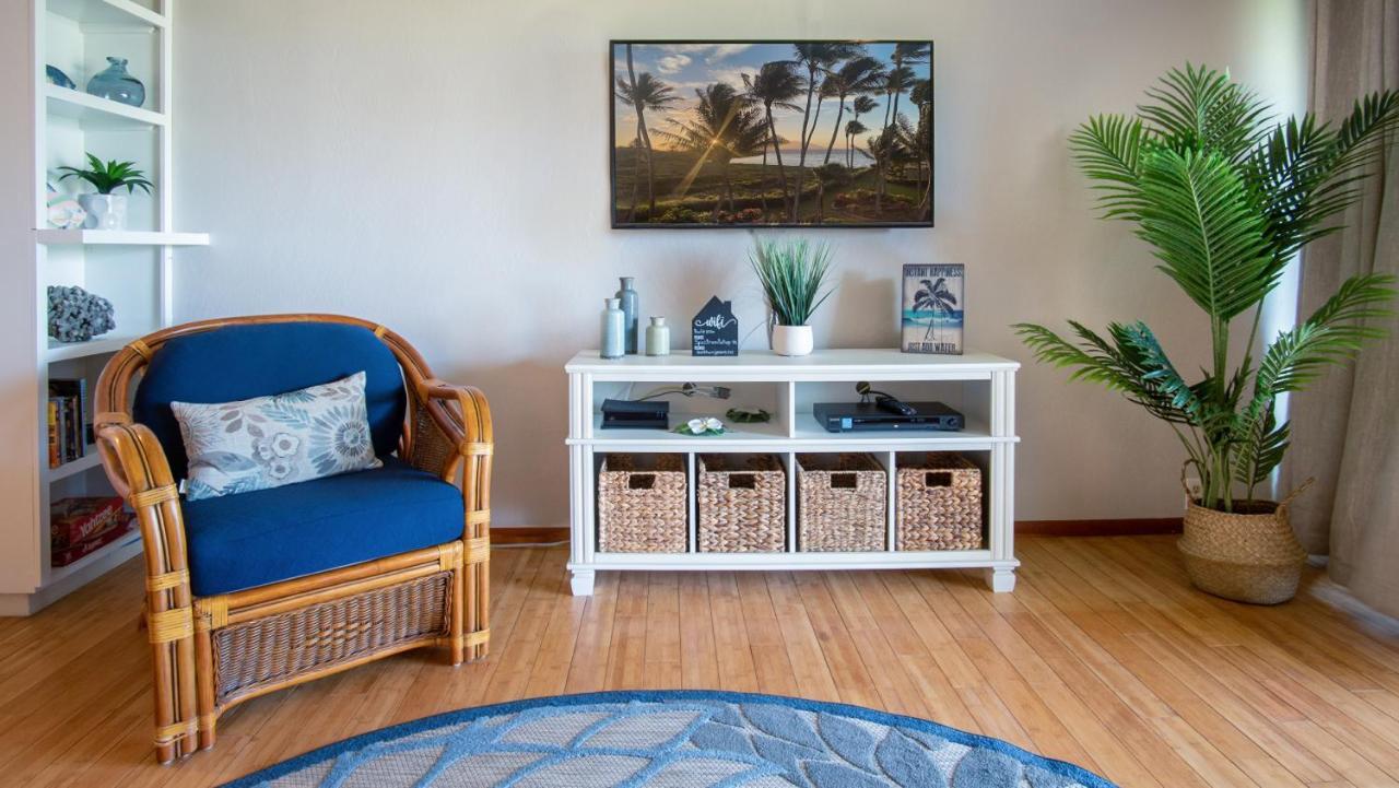 Molokai Island Retreat With Beautiful Ocean Views And Pool - Newly Remodeled! Apartamento Ualapue Exterior foto
