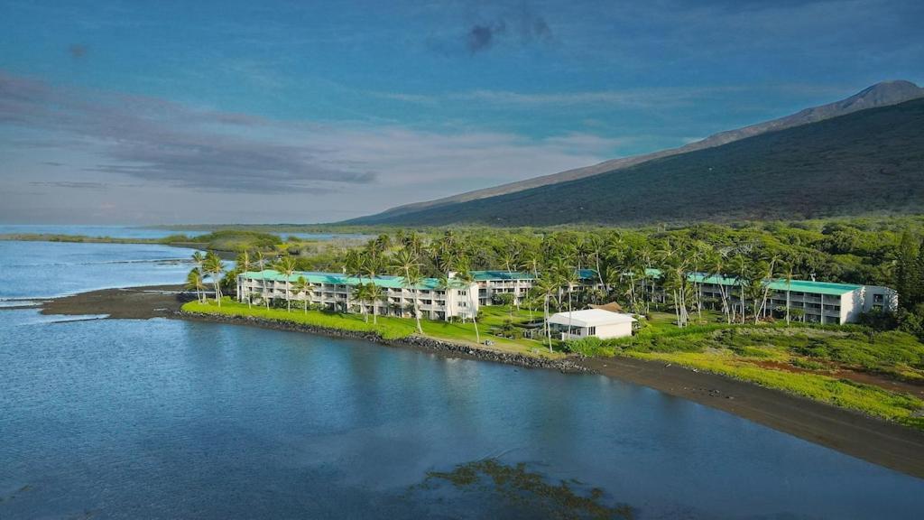 Molokai Island Retreat With Beautiful Ocean Views And Pool - Newly Remodeled! Apartamento Ualapue Exterior foto