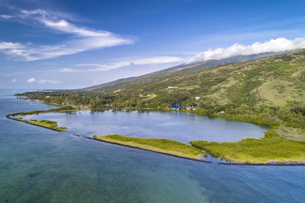 Molokai Island Retreat With Beautiful Ocean Views And Pool - Newly Remodeled! Apartamento Ualapue Exterior foto